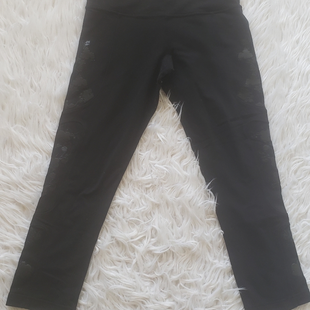 Lululemon 3/4 black legging